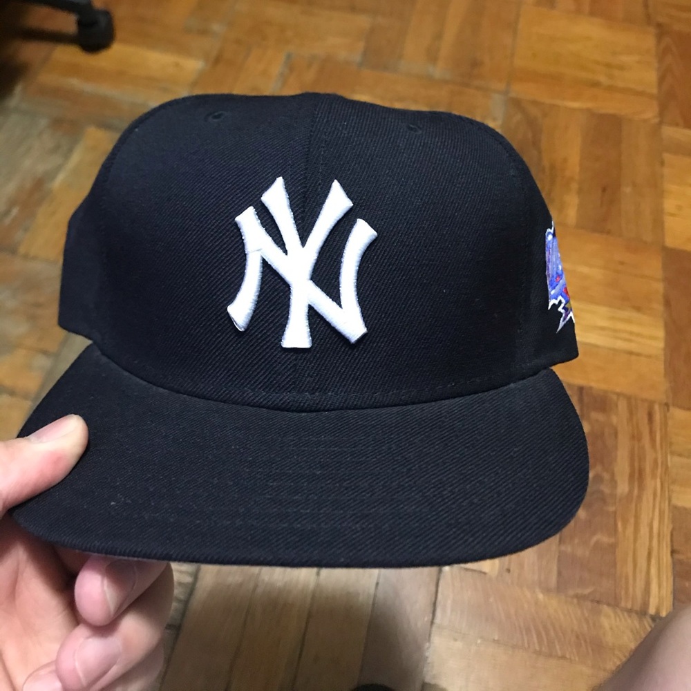 NY YANKEES 1999 PATCH FITTED